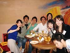 ������͌��C�ȂQ���̕��X