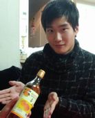 �s�� �N��